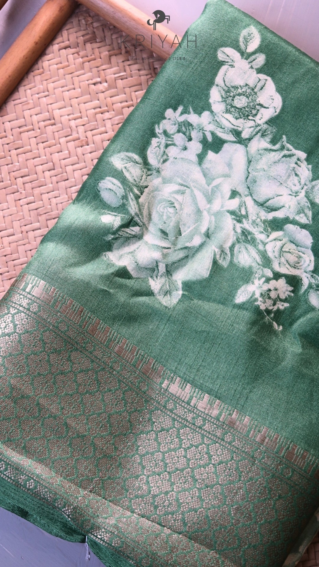 DOLA SILK SAREE WITH FLORAL PRINT GREEN