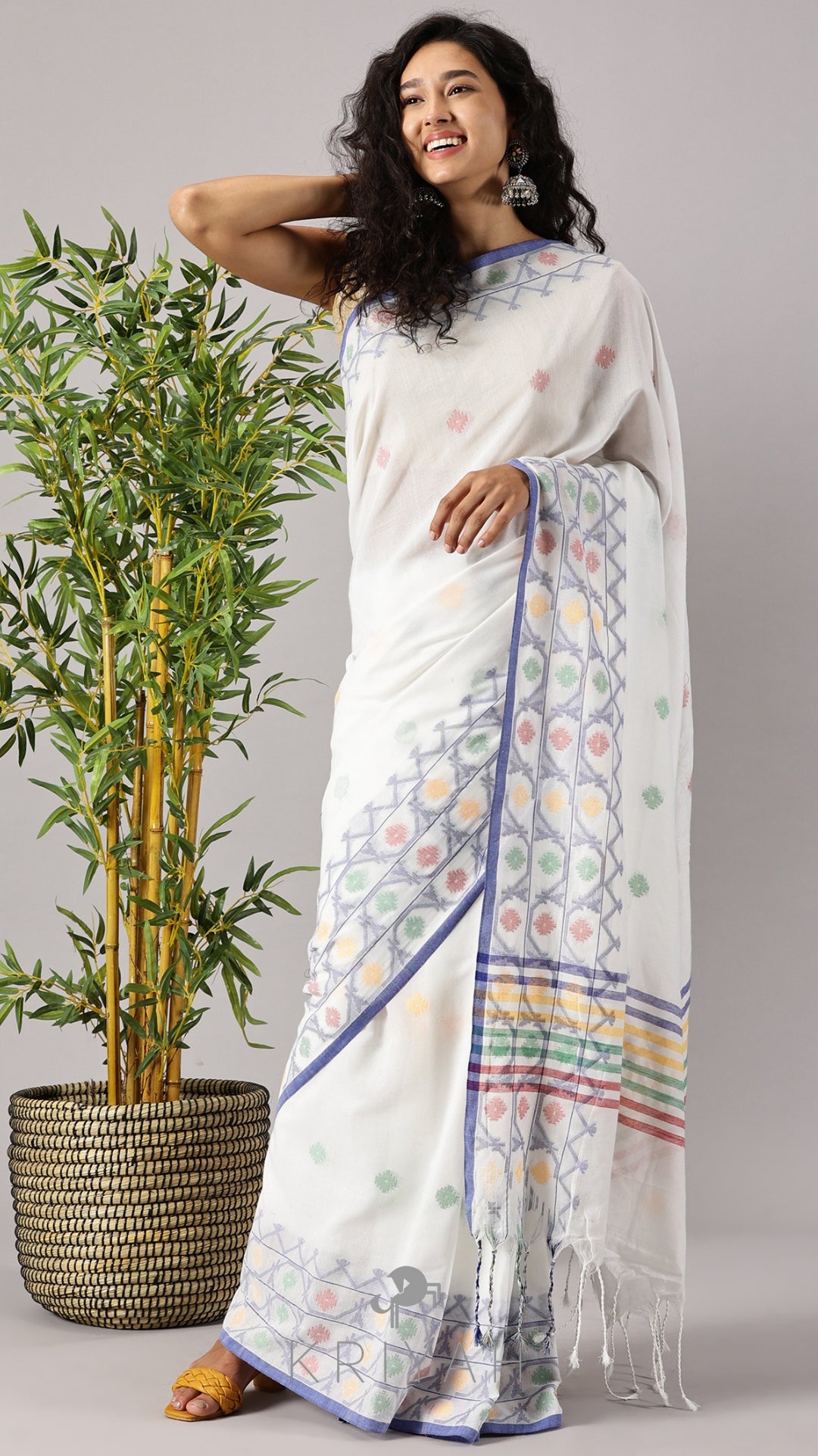Avira - White Mul Saree