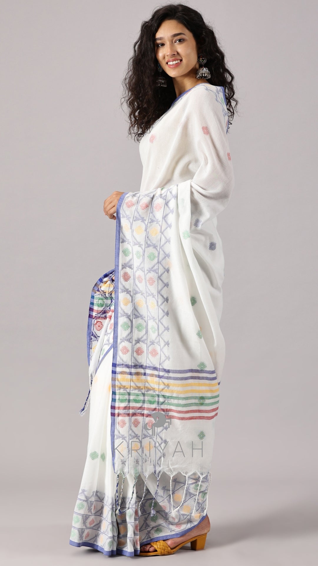 Avira - White Mul Saree