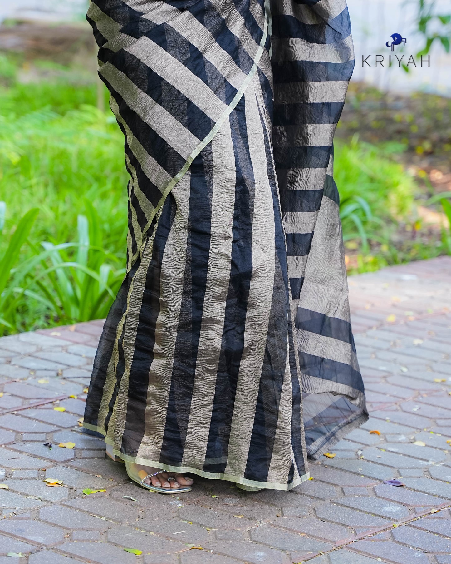 Tara- Black gold striped Crush Saree