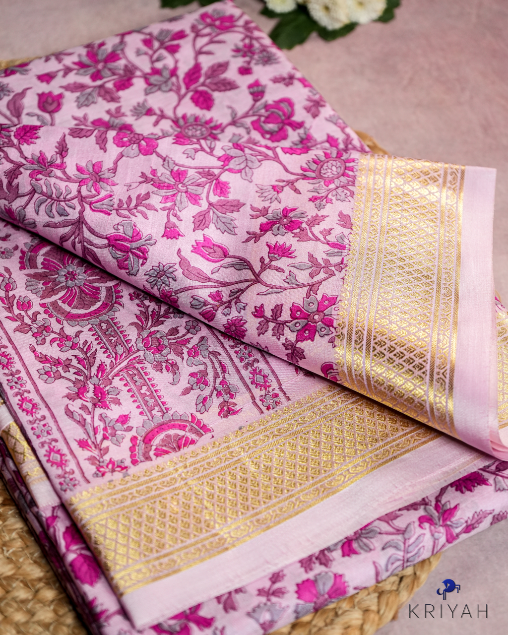 FLORAL PRINTED SILK WITH BORDER - LIGHT PINK