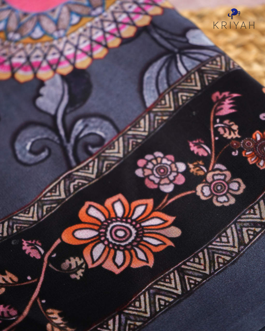 PRINTED CREPE SAREE - ASH WITH FLORAL MOTIFS