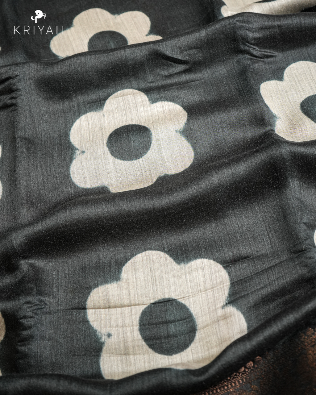 MUNGA TUSSER SAREE - BLACK