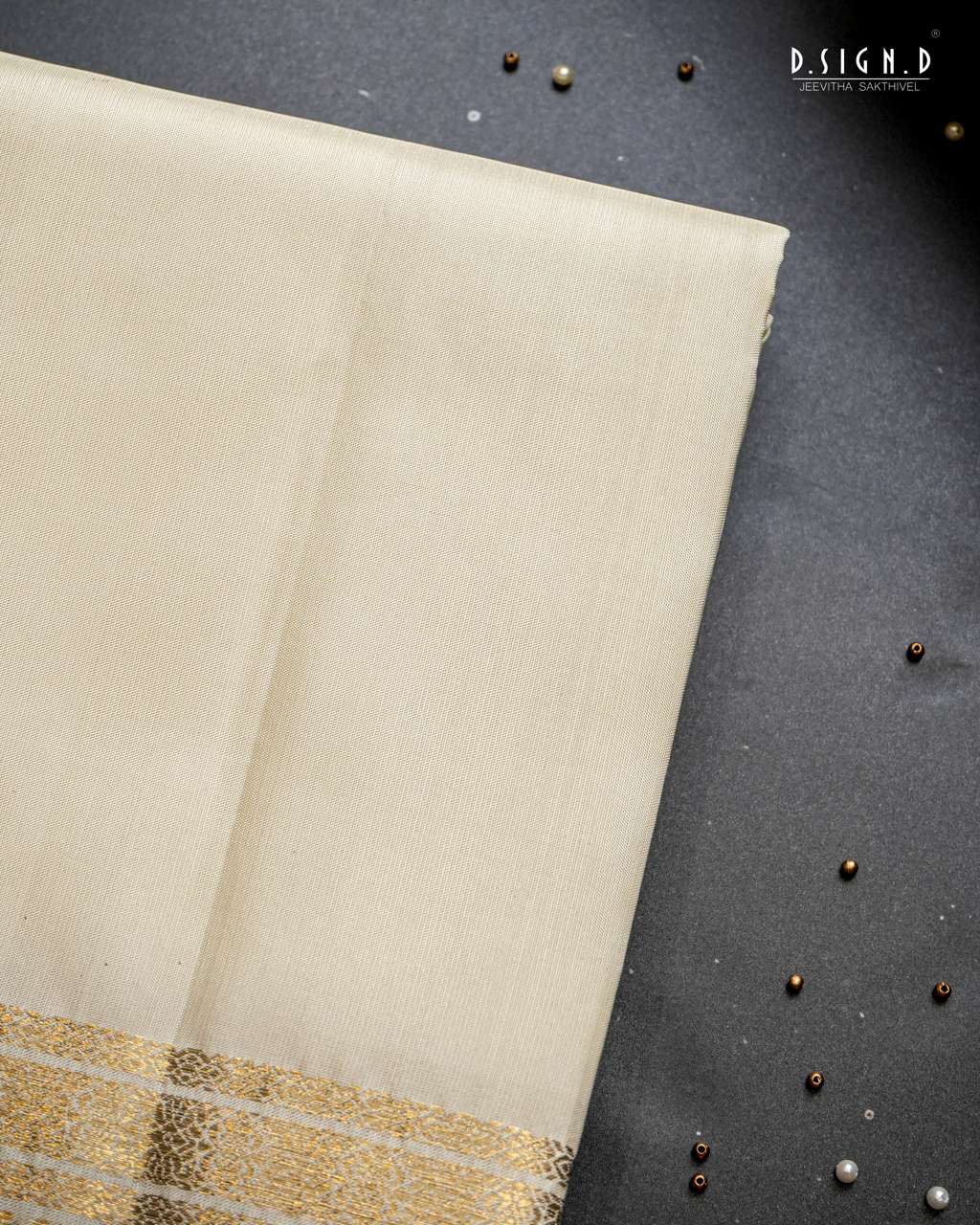 WHITE FLORAL STRIPES BORDER DHOTI&VASTRAM