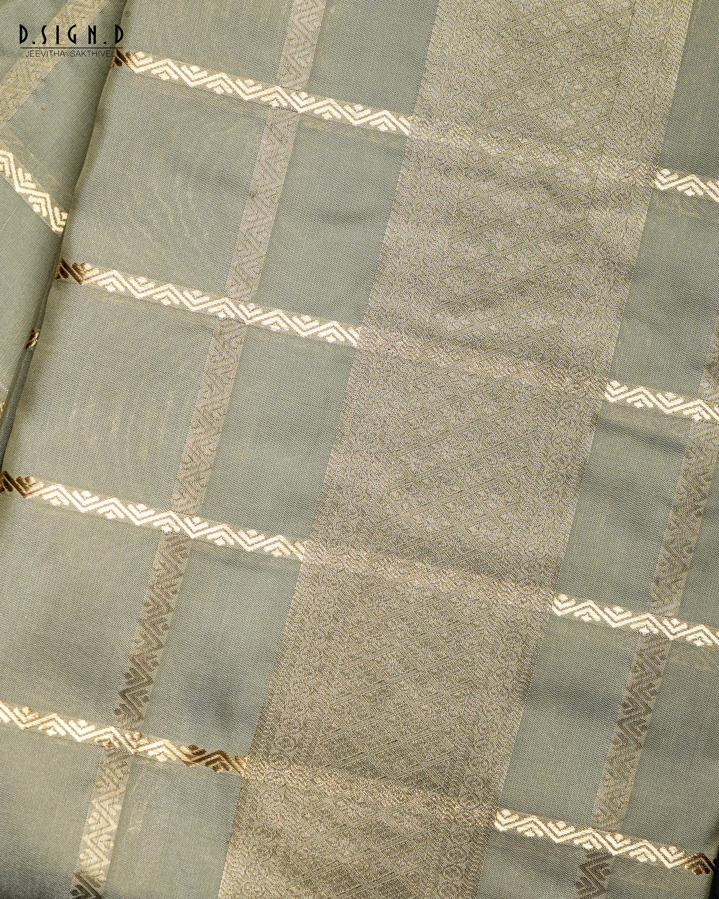 PISTA GREEN KATTAM FINE SILK DHOTI SET