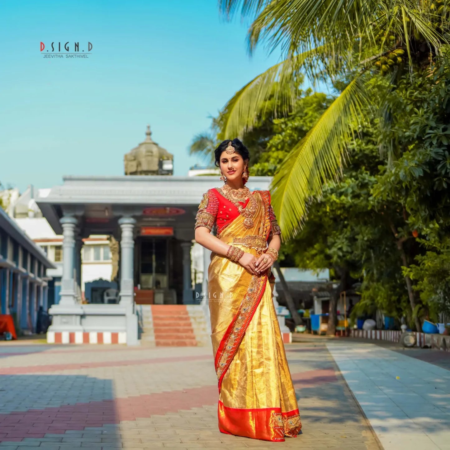Gold Kanjeevaram embroidered silk saree