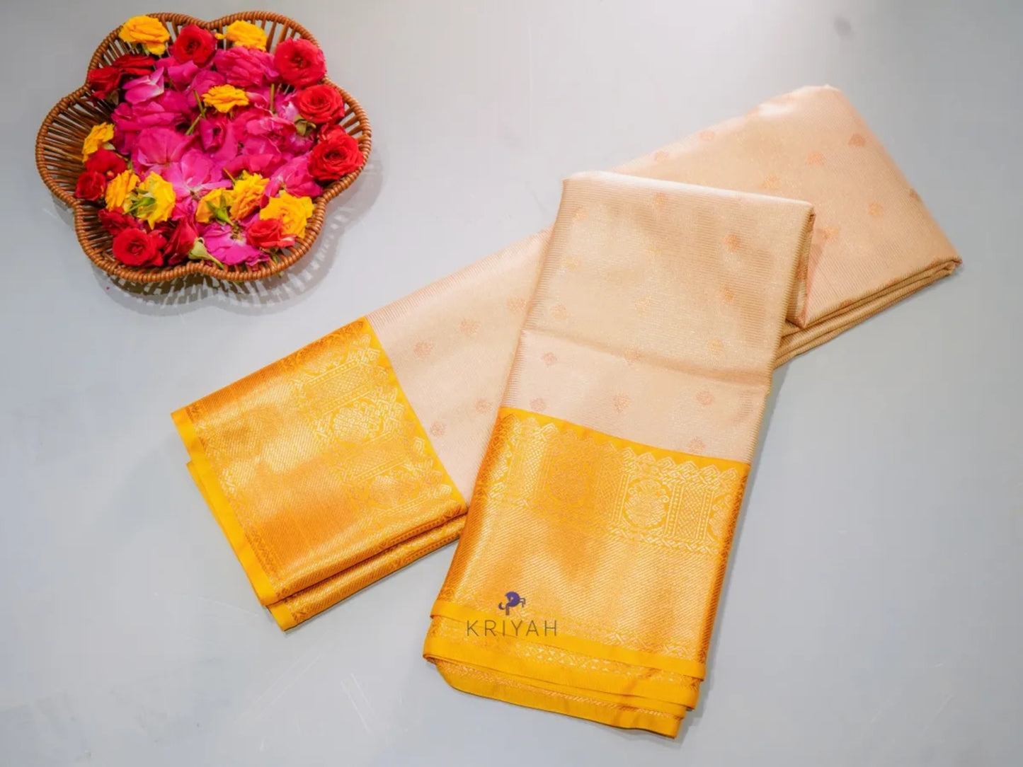IVORY GOLD VAIRA OOSI SAREE