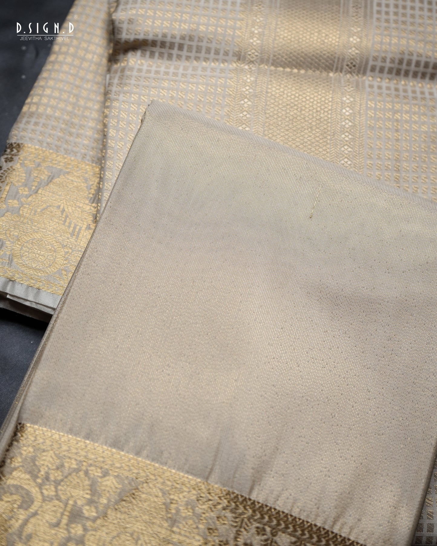 WHITE PALLENQUIN ZARI CHECKS FINE SILK DHOTI SET