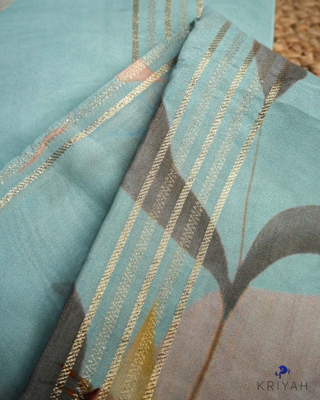 ABSTRACT PRINTED CREPE SAREE - AQUA GREEN