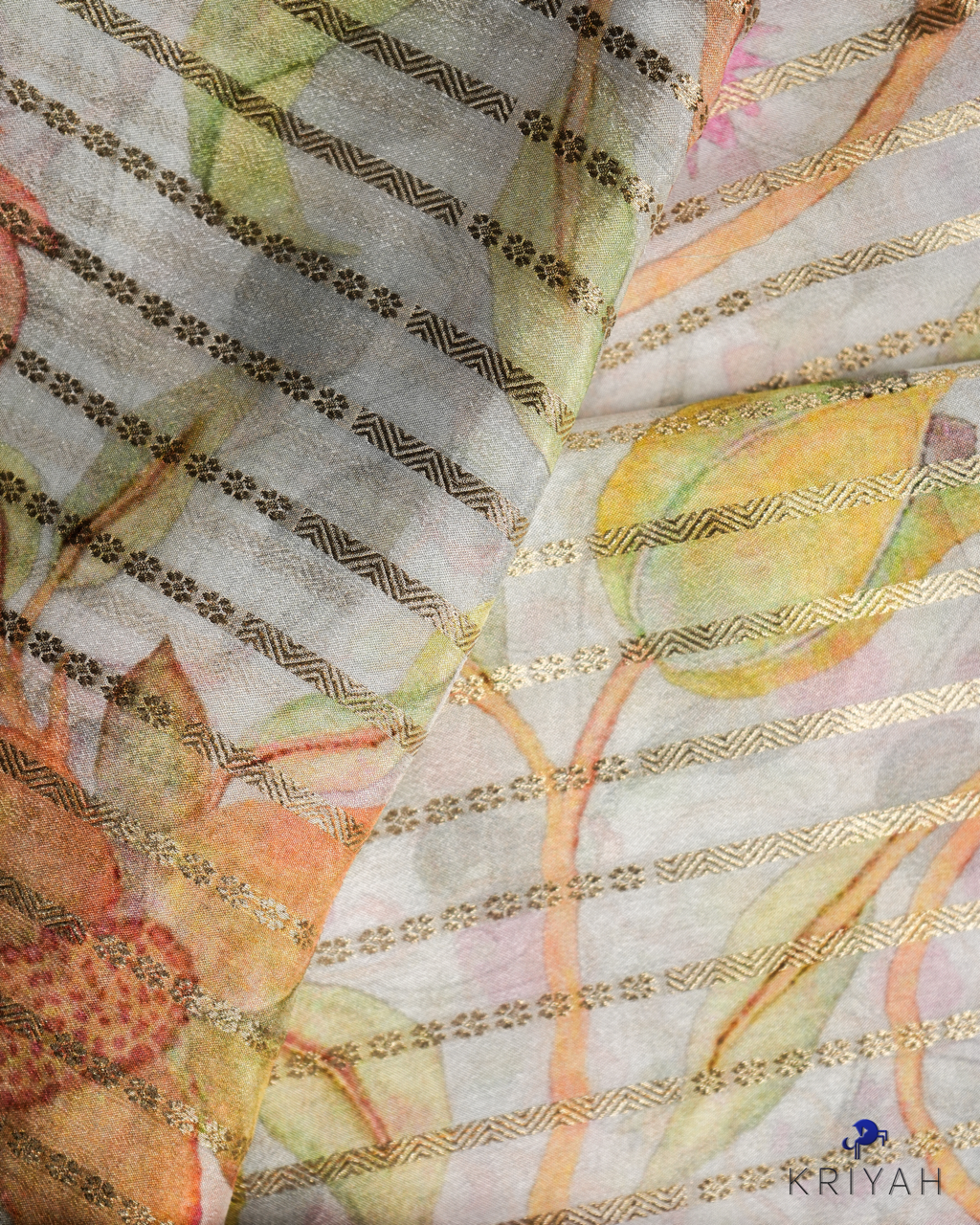 IVORY FLORAL ZARI CREPE SAREE