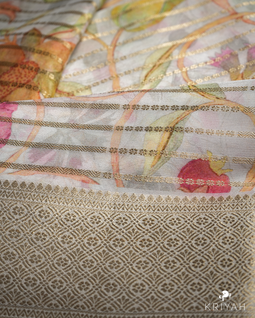 IVORY FLORAL ZARI CREPE SAREE