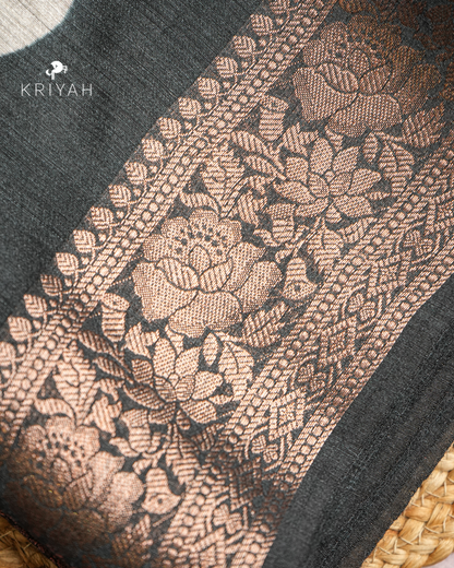 MUNGA TUSSER SAREE - BLACK