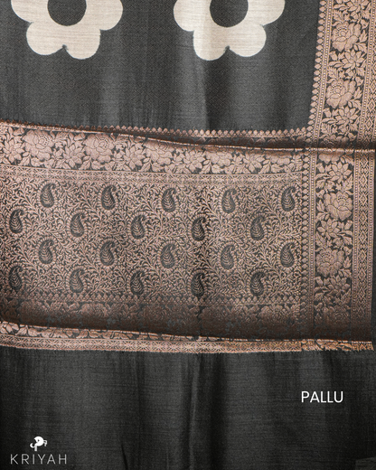 MUNGA TUSSER SAREE - BLACK