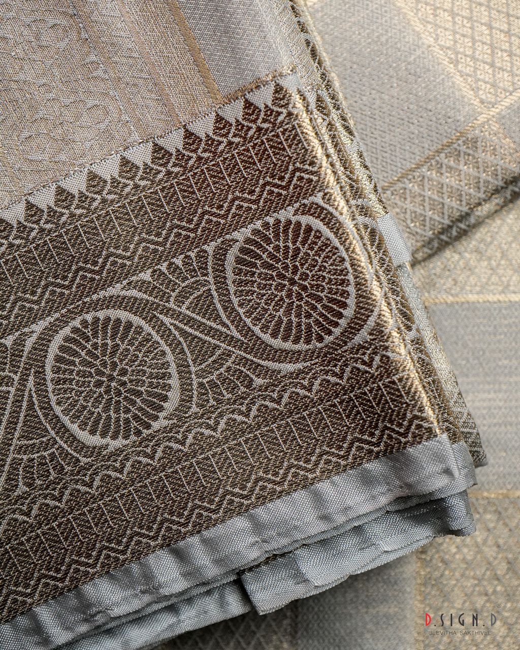 GREY  TISSUE KATTAM FINE SILK DHOTI SET - BRIDAL