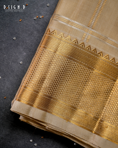 2G ZARI HANDLOOM CHECKS DHOTI & VASTRAM 9x5