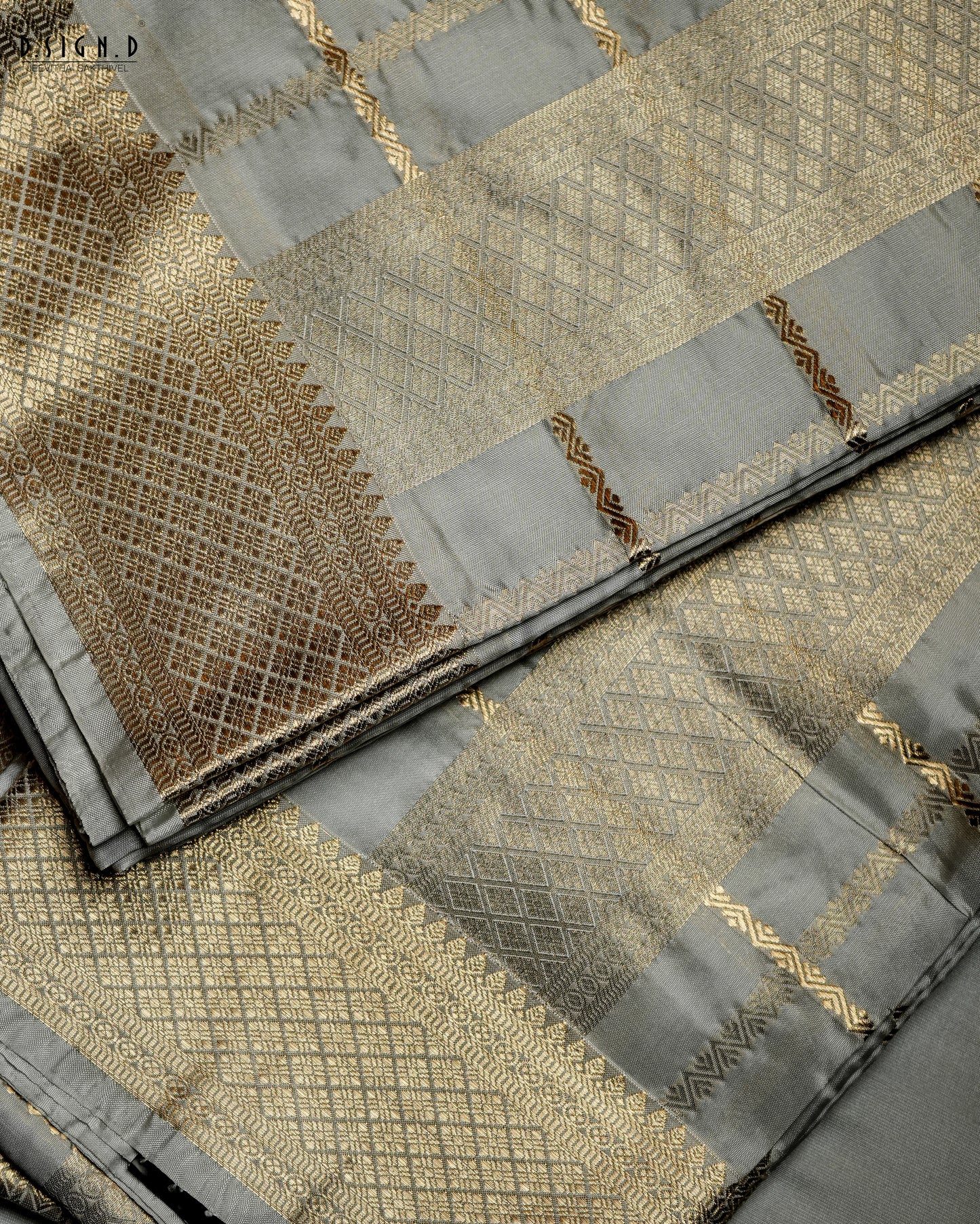 GREY KATTAM FINE SILK DHOTI SET