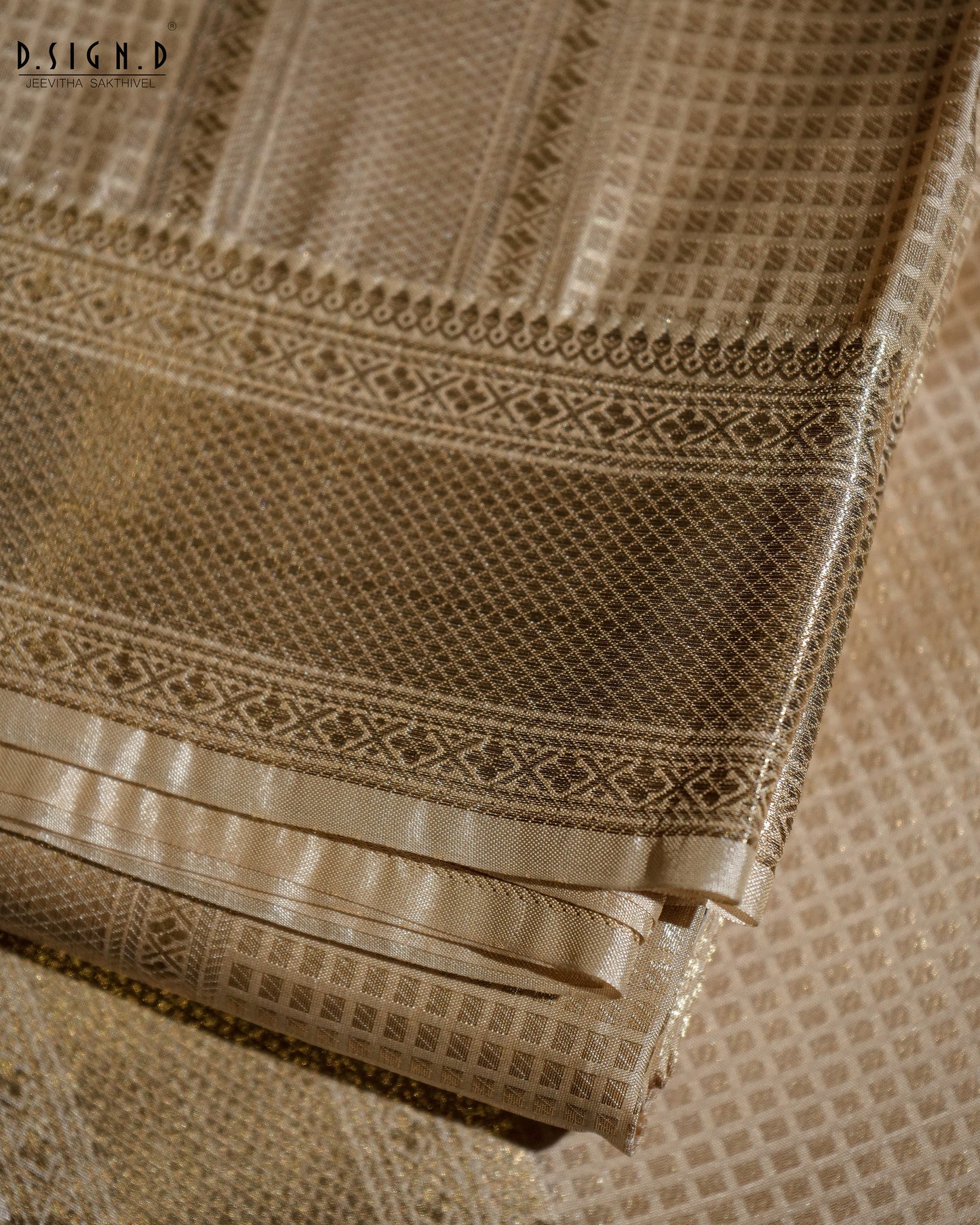 GOLD ZARI CHECK FINE SILK DHOTI SET