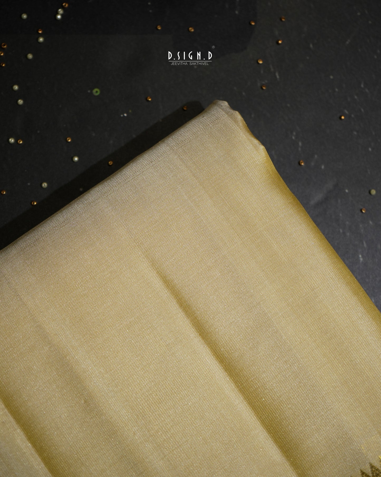 2G ZARI HANDLOOM - INTRICATE ZARI BORDER PURE SILK DHOTI - 9x5
