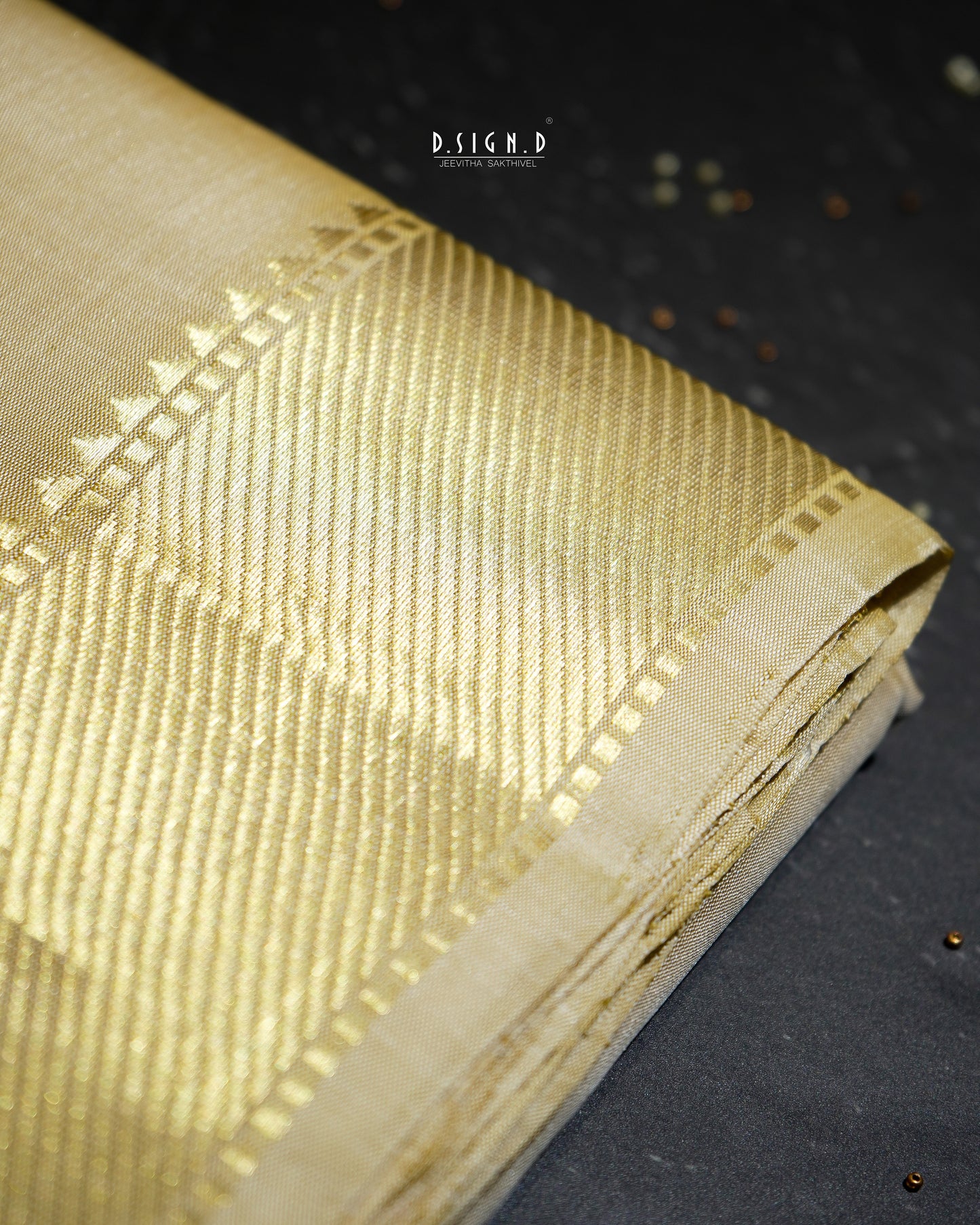 ZARI HANDLOOM - DIAGONAL STRIPES BORDER PURE SILK DHOTI - 9x5