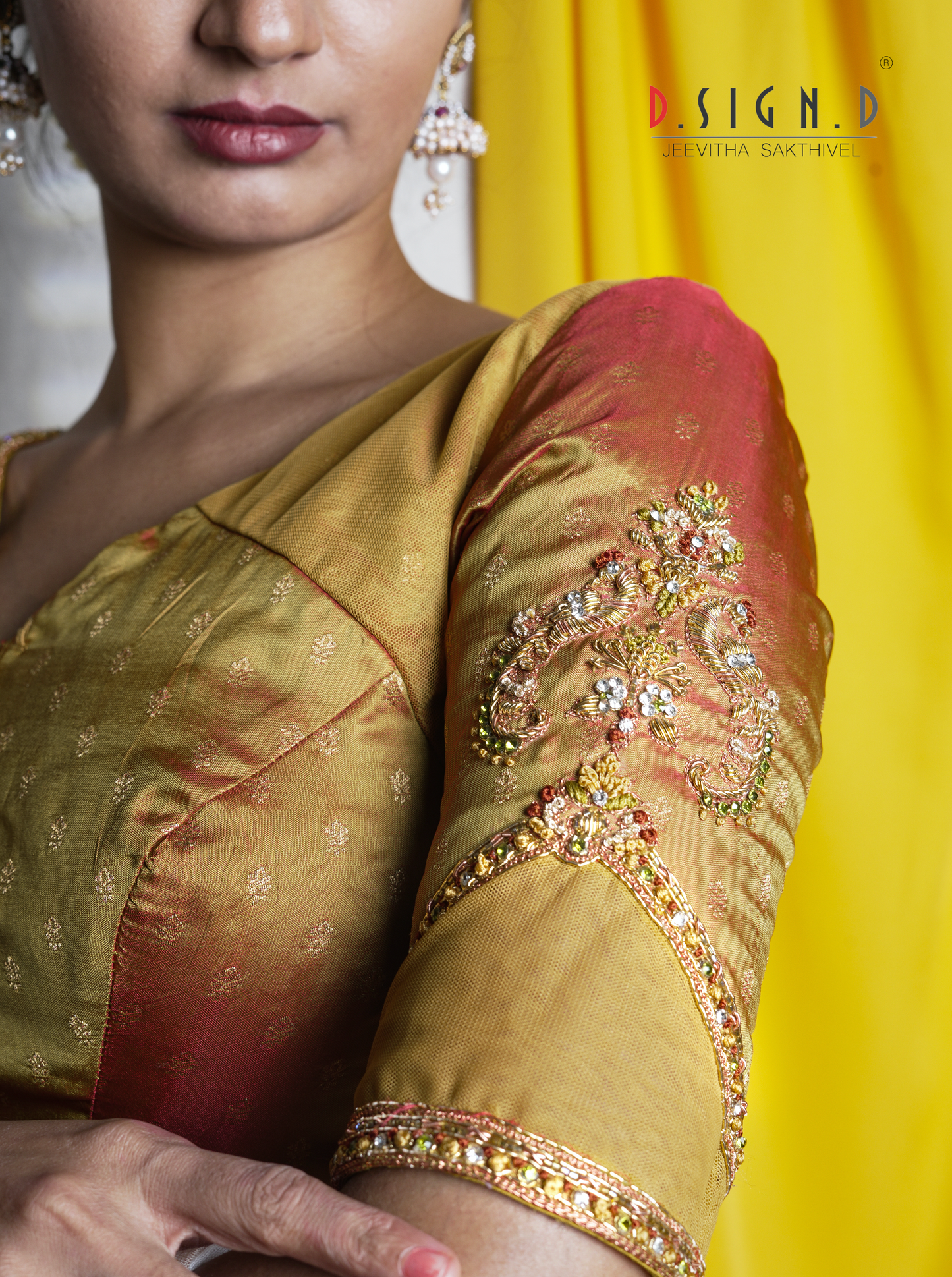 Nila Size flex Blouse - gold
