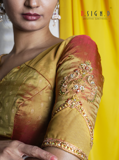 Nila Size flex Blouse - gold